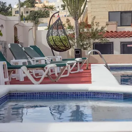 Djukel With Pool Villa Mellieha