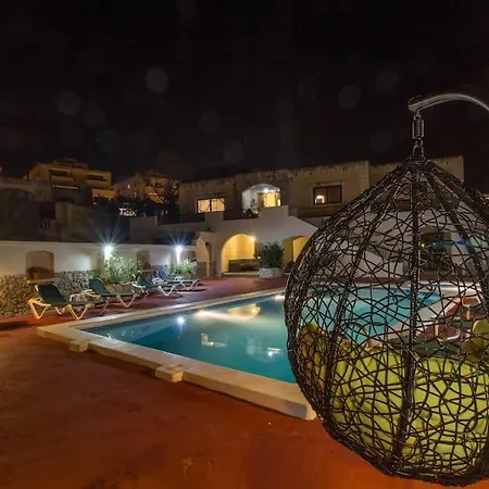 Djukel With Pool Mellieħa